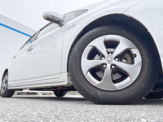 �y�����A���~�z�C�[���z�O�ςɃ}�b�`���������A���~�z�C�[���𑕒����Ă���܂��B�e��ЊO�A���~�z�C�[����A�X�^�b�h���X�^�C�����戵�����Ă���܂��B���񂲑��k����������