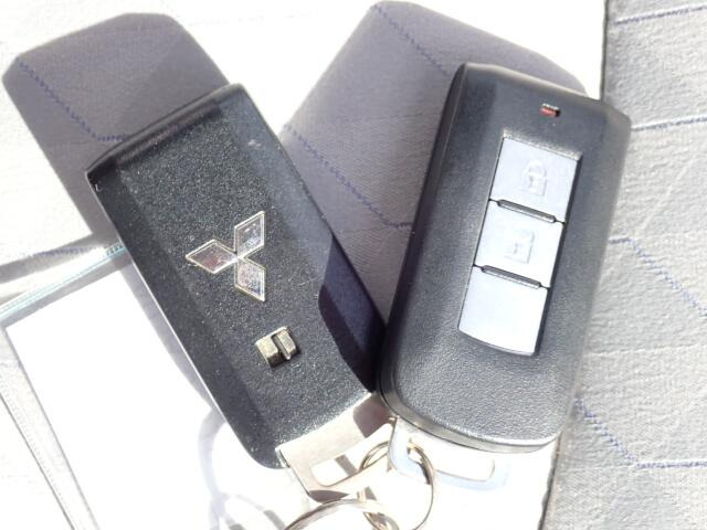 �X�}�[�g�L�[����!�L�[���|�P�b�g��o�b�O�ɓ��ꂽ�܂܁A�h�A���b�N�̊J���E�{���E�G���W���n�����\�ł��B