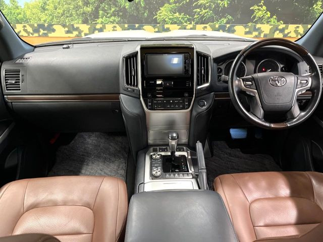 グループ総在庫数約30,000台!!全国の系列店からメーカー・車種問わずご紹介出来るので、あなたにピッタリのお車が見つかるはずです♪まずはお問い合わせ下さい☆