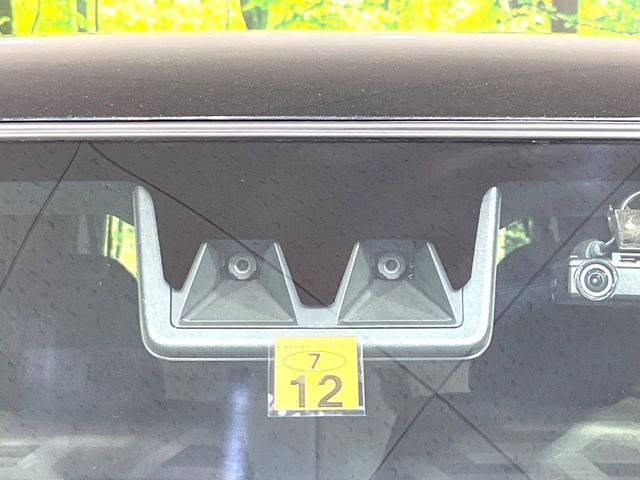 �y�X�}�[�g�A�V�X�g�z���s���ɑO���̎ԗ�����F�����A�Փ˂������Ȏ��͌x��ƃu���[�L�ŏՓˉ���Ɣ�Q�y�����A�V�X�g�B�����S�Ƀh���C�u�����y���݂��������܂��B