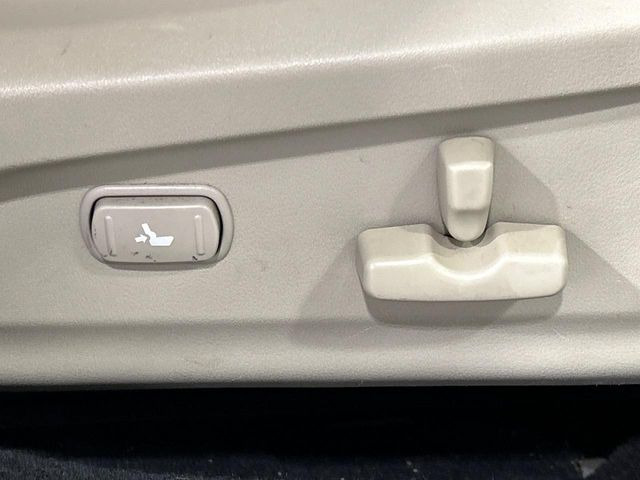 �y�p���[�V�[�g�z�X�C�b�`��ŊȒP�ɃV�[�g�̔��������\!�d��������͂�����܂���!���K�ȃV�[�g�|�W�V�����ɃZ�b�g���āA���K�ȃh���C�u�����y���݂��������B