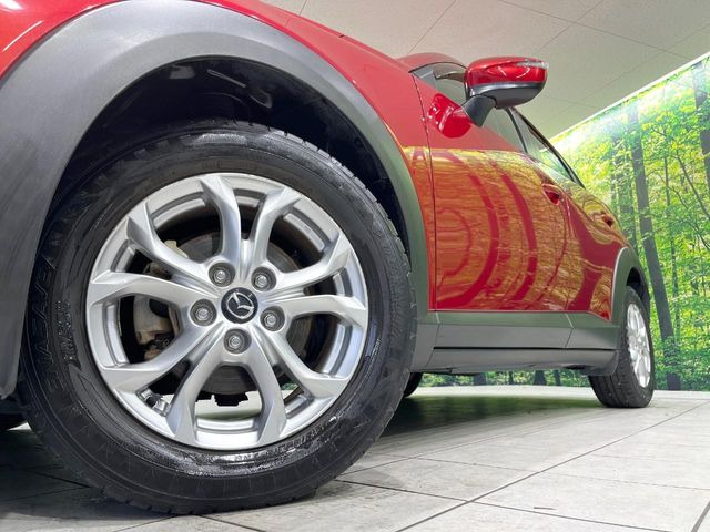 �y����16�C���`�A���~�z�C�[���z�O�ςɃ}�b�`���������A���~�z�C�[���𑕒����Ă���܂��B�e��ЊO�A���~�z�C�[����A�X�^�b�h���X�^�C�����戵�����Ă���܂��B���񂲑��k����������