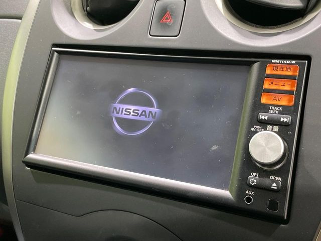 �y�����i�r�z�l�C�̏����i�r�𑕔����Ă���܂��B�i�r�̎g���₷���͂������A�I�[�f�B�I�@�\���[��!�L�����v�◷�s�͂������A�ʋ΂┃�����ȂǕ��i�̃h���C�u���y�����Ȃ�͂���