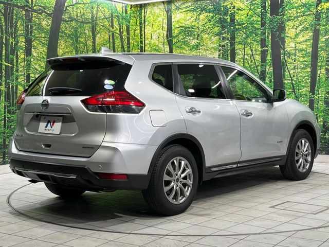 ☆全国のネクステージからお取り寄せが可能※!遠方の店舗に展示してあるクルマが気になる場合も、最寄りの店舗でご覧いただくことが可能です!是非私たちに要望をお聞かせください!※別途費用