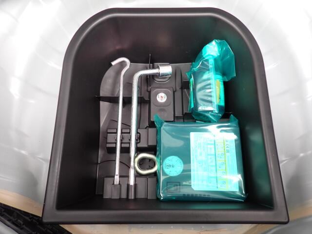 �p���N�C���L�b�g���t���Ă܂�.