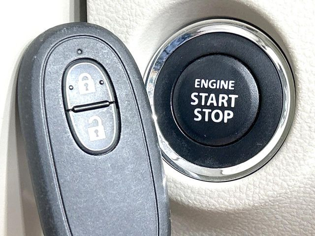 �y�L�[���X�X�^�[�g�V�X�e���z�J�o����|�P�b�g�ɓ��ꂽ�܂܂ł��h�A�̎{���E�������\�ȃX�}�[�g�L�[�𑕔��B�G���W���̃I���E�I�t�����J�M�����o���K�v����������Ƃ��Ă��֗��ł���