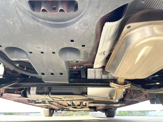 ����肪���ꂢ�Ȃ����ɁA�h�K���H�̎{�H���I�X�X���B�~��n��͂������A���ݕ��ɂ��Z���̕���A��Ń}�����E�E�B���^�[�X�|�[�c���������ɑ�ύD�]���������Ă���܂��B