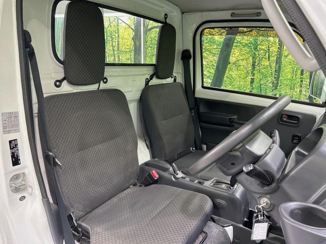 �^�]�ȃV�[�g���͎g�p�������Ȃ��A�ǍD�ȏ�ԂƂȂ��Ă��܂��B���J�Ɏg���Ă������Ƃ��悭�킩��܂��ˁB