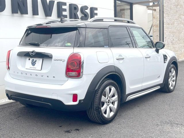 ●YANASEオートシステムズとの提携によって実現した高品質修理ネットワーク!大切なお車だから、万が一の修理でも「純正品質」をご提供。当店でご購入いただくお車にはメリットが数多くあります