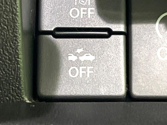 �y�X�Y�L �Z�[�t�e�B�T�|�[�g�z���s���ɑO���̎ԗ�����F�����A�Փ˂������Ȏ��͌x��ƃu���[�L�ŏՓˉ���Ɣ�Q�y�����A�V�X�g�B�����S�Ƀh���C�u�����y���݂��������܂��B