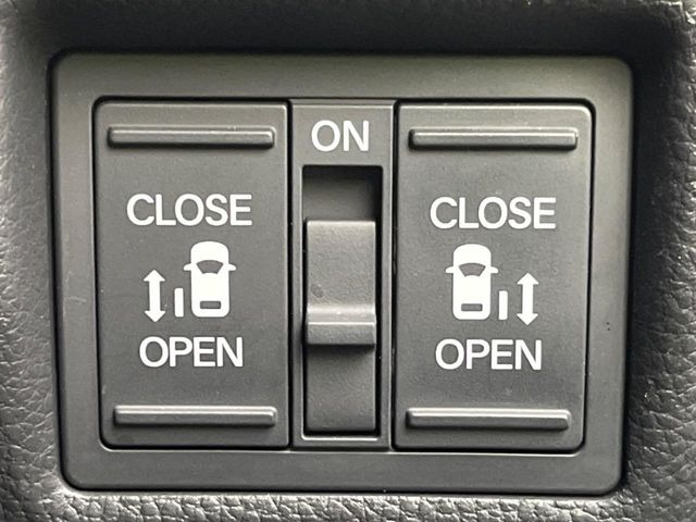 �y�����p���[�X���C�h�h�A�z�X�}�[�g�L�[��^�]�Ȃ̃X�C�b�`�Ō�ȗ����X���C�h�h�A�̊J���\���d��������͂����ăh�A���J����K�v�������A�����Ȃ��q�l�ł��ȒP�ɊJ���߂ł����K�ł���