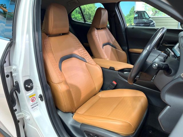 �y���烌�U�[�V�[�g�z����̂ӂ���肪�e�ՂŃ����e�i���X�����ȒP�ȁA�@�\���ɗD��鍇����v���̗p�����㎿�ȃV�[�g�ł��B����S�n���悭�A���������ӂ��S�n�ǂ��ԓ���Ԃ����o���Ă���܂��B