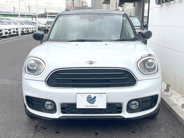 ●ご覧の通り綺麗な状態を維持しているお車ですが、小さなキズの状況や他の箇所のお写真もお送りできます。ご遠方の方でも安心してご検討いただける様、お客様のご希望に応じて出来る限りご対応させていただきます。