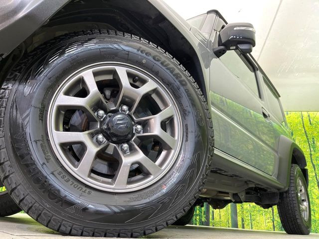 �y����15�C���`�A���~�z�C�[���z�O�ςɃ}�b�`���������A���~�z�C�[���𑕒����Ă���܂��B�e��ЊO�A���~�z�C�[����A�X�^�b�h���X�^�C�����戵�����Ă���܂��B���񂲑��k����������