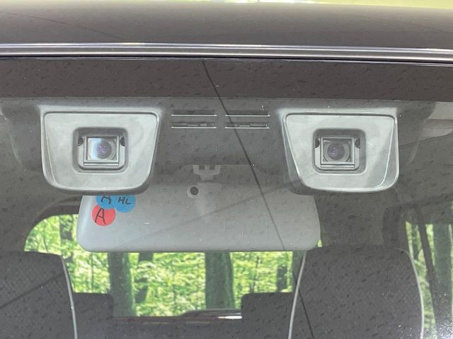 �y�Z�[�t�e�B�T�|�[�g�z���s���ɑO���̎ԗ�����F�����A�Փ˂������Ȏ��͌x��ƃu���[�L�ŏՓˉ���Ɣ�Q�y�����A�V�X�g�B�����S�Ƀh���C�u�����y���݂��������܂��B