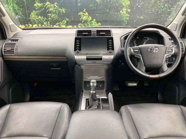 グループ総在庫数約30,000台!!全国の系列店からメーカー・車種問わずご紹介出来るので、あなたにピッタリのお車が見つかるはずです♪まずはお問い合わせ下さい☆