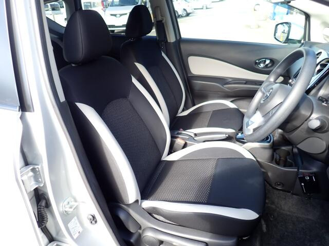 �t�����g�V�[�g�A��ԗǍD�ň��S�ł��B�傫�ȉ�����Ȃ����S�ł�