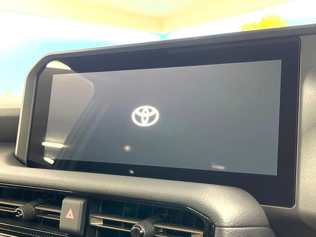 �y12.3�C���`���C�h�i�r�z�������ƃC���p�N�g�̂����^���C�h�i�r�𑕔��B�e��I�[�f�B�I����͂������A�������C�h��ʂł̃}�b�v2�����\���ȂǁA���֐��������i�r�ł���