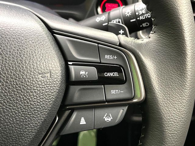 �y�A�_�v�e�B�u�N���[�Y�R���g���[���z�������H�ł̒��������s���y��!!�����ő��x��ۂN���[�Y�R���g���[�����A�Փˌy���V�X�e���ƘA�g���A�O���̎ԗ������m���ĎԊԂ�ۂ悤�ɑ��x���߂��Ă���܂�!!