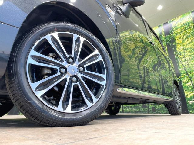 �y����15�C���`�A���~�z�C�[���z�O�ςɃ}�b�`���������A���~�z�C�[���𑕒����Ă���܂��B�e��ЊO�A���~�z�C�[����A�X�^�b�h���X�^�C�����戵�����Ă���܂��B���񂲑��k����������