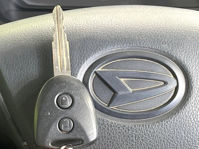 �y�L�[���X�z�������ꂽ�ꏊ����ł��{�^����Ńh�A�̊J���E�{�����ł���̂łƂ��Ă��֗�!�h�A�̌�������ɏ������邱�Ƃ�����܂����