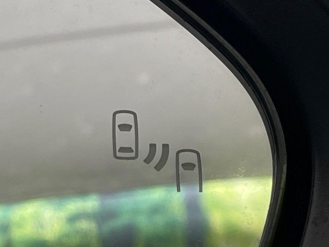 �y������p���m�z���s���A�h�A�~���[�̎��p�ɂȂ�₷���ӏ��Ɍ㑱�Ԃ��ڋ߂���ƃT�C�h�~���[�t�߂Ɍx����\���A�h���C�o�[�ɒ��ӊ��N�����Ă���܂��B