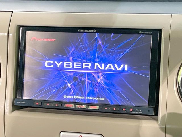 �y�i�r�Q�[�V�����z�g���₷���i�r�ŖړI�n�܂ł�������ē����Ă���܂��B�e��I�[�f�B�I�Đ��@�\���[�����Ă���A���Ԃ̉^�]������Ɋy�����Ȃ�܂�!!