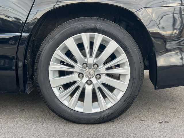 �y����18�C���`�A���~�z�C�[���z�O�ςɃ}�b�`���������A���~�z�C�[���𑕒����Ă���܂��B�e��ЊO�A���~�z�C�[����A�X�^�b�h���X�^�C�����戵�����Ă���܂��B���񂲑��k����������