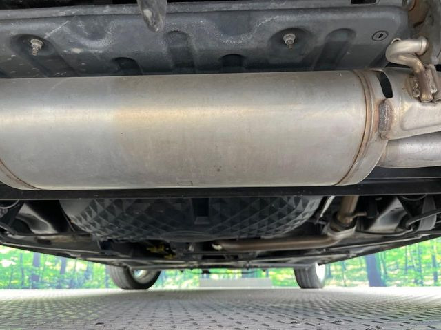 下回りがきれいなうちに、防錆加工の施工がオススメ。降雪地域はもちろん、沿岸部にお住いの方や、趣味でマリン・ウィンタースポーツをされる方にご好評いただいております。