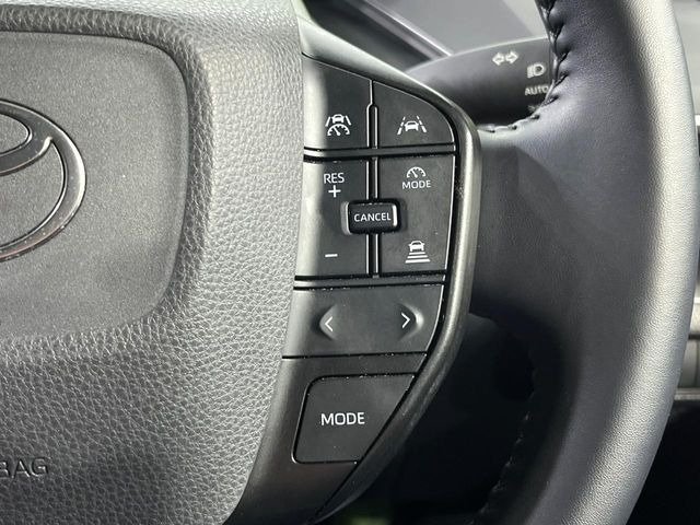 �y�g���^�Z�[�t�e�B�Z���X�z���s���ɑO���̎ԗ�����F�����A�Փ˂������Ȏ��͌x��ƃu���[�L�ŏՓˉ���Ɣ�Q�y�����A�V�X�g�B�����S�Ƀh���C�u�����y���݂��������܂��B