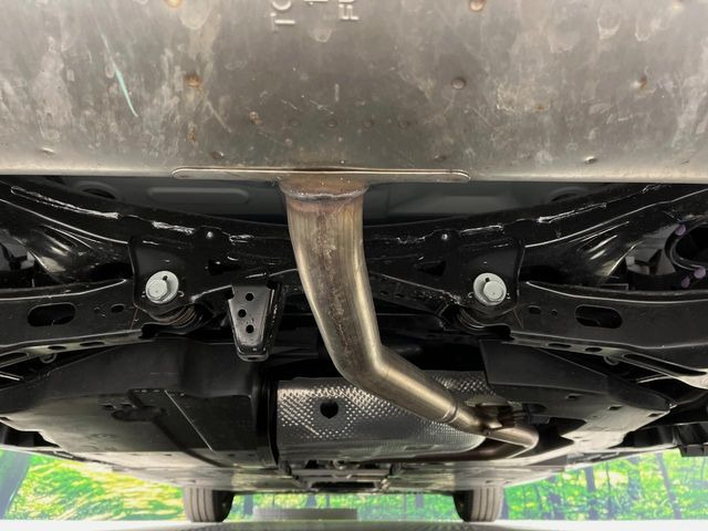 下回りがきれいなうちに、防錆加工の施工がオススメ。降雪地域はもちろん、沿岸部にお住いの方や、趣味でマリン・ウィンタースポーツをされる方にご好評いただいております。