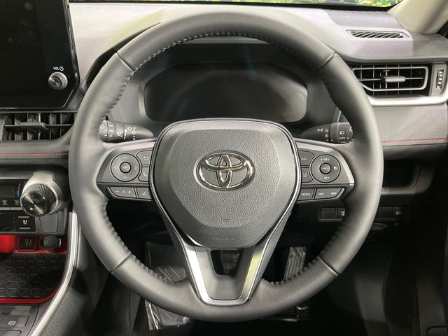 �y�����v�����X�e�A�����O�z�㎿�Ȋv���g�p���邱�ƂŁA��ɂ����������݂ƂĂ��^�]���₷���n���h���ł���