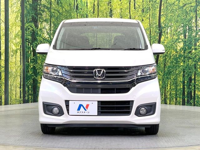 弊社では、全車『修復歴なし』のお車のみ取り扱っております。専任バイヤーによる厳選した仕入れの後、入庫後の車両チェックを行い、ネクステージが認定した高品質な中古車をご提供しております。