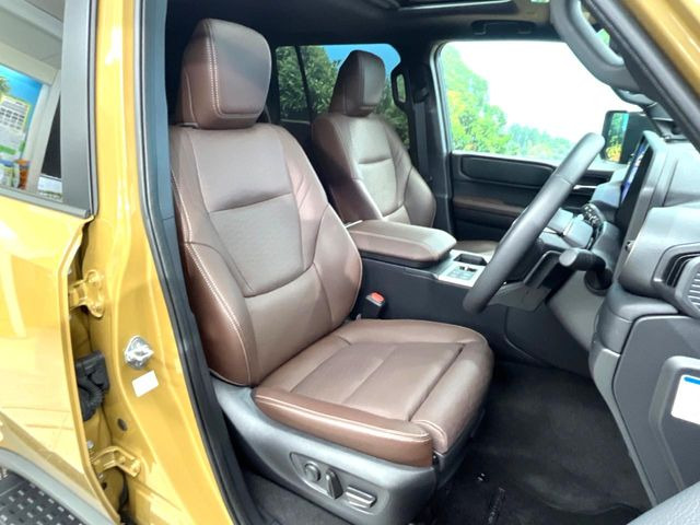 �y�u���E�����U�[�V�[�g�z�f�U�C�����������A�������̂��钃�v�V�[�g�B��ɑ̂ɐG��镔��������A����S�n�̗ǂ��ɂ͂�����肽���ł��ˁ􉘂�̕t����򉻂�}����������R�[�e�B���O�{�H�����X�X���ł����