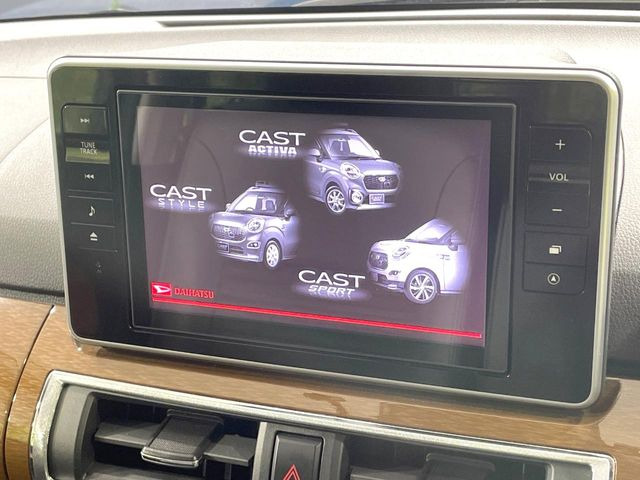 �y����8�^�i�r�z�l�C�̏����i�r�𑕔����Ă���܂��B�i�r�̎g���₷���͂������A�I�[�f�B�I�@�\���[��!�L�����v�◷�s�͂������A�ʋ΂┃�����ȂǕ��i�̃h���C�u���y�����Ȃ�͂���