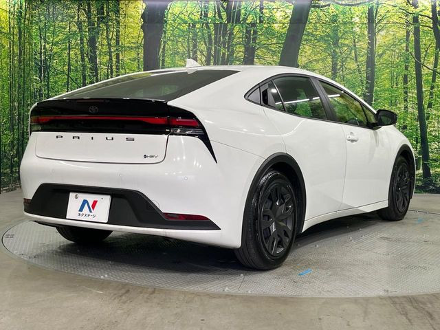 ☆全国のネクステージからお取り寄せが可能※!遠方の店舗に展示してあるクルマが気になる場合も、最寄りの店舗でご覧いただくことが可能です!是非私たちに要望をお聞かせください!※別途費用