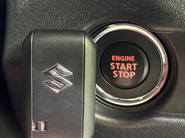 �y�L�[���X�X�^�[�g�V�X�e���z�J�o����|�P�b�g�ɓ��ꂽ�܂܂ł��h�A�̎{���E�������\�ȃX�}�[�g�L�[�𑕔��B�G���W���̃I���E�I�t�����J�M�����o���K�v����������Ƃ��Ă��֗��ł���