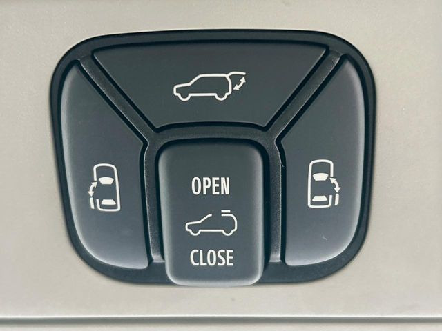 �y�����p���[�X���C�h�h�A�z�X�}�[�g�L�[��^�]�Ȃ̃X�C�b�`�Ō�ȗ����X���C�h�h�A�̊J���\���d��������͂����ăh�A���J����K�v�������A�����Ȃ��q�l�ł��ȒP�ɊJ���߂ł����K�ł���