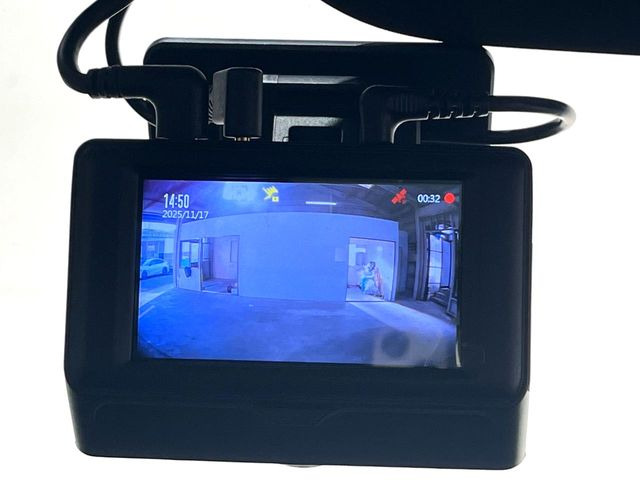 �y�h���C�u���R�[�_�[�z���S�E���S�ȃJ�[���C�t�ɕK�{�̃h���C�u���R�[�_�[�𑕔�!���s���͂������A������^�]�⎖�̂ɑ��������ۂ̏󋵂��f���ŋL�^���A����̃��X�N�ɔ����܂��B