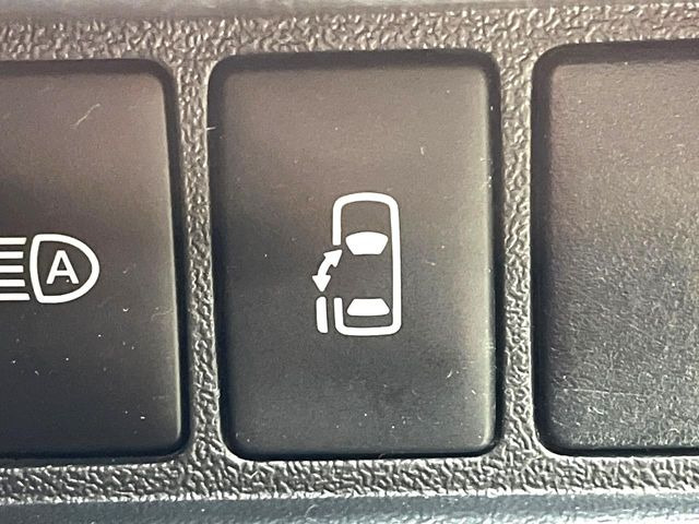 �y�p���[�X���C�h�h�A�z�X�}�[�g�L�[��^�]�Ȃ̃X�C�b�`�ŃX���C�h�h�A�̊J���\���d��������͂����ăh�A���J����K�v�������A���������q�l�ł��A�d���ו��������Ă��鎞�����N�ɊJ���߂ł��܂���