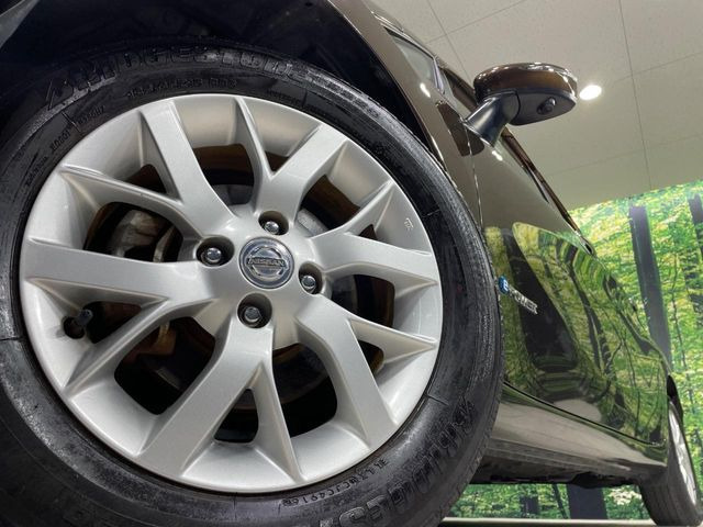 �y����15�C���`�A���~�z�C�[���z�O�ςɃ}�b�`���������A���~�z�C�[���𑕒����Ă���܂��B�e��ЊO�A���~�z�C�[����A�X�^�b�h���X�^�C�����戵�����Ă���܂��B���񂲑��k����������