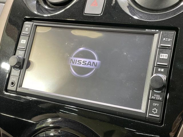 �y�����i�r�z�l�C�̏����i�r�𑕔����Ă���܂��B�i�r�̎g���₷���͂������A�I�[�f�B�I�@�\���[��!�L�����v�◷�s�͂������A�ʋ΂┃�����ȂǕ��i�̃h���C�u���y�����Ȃ�͂���