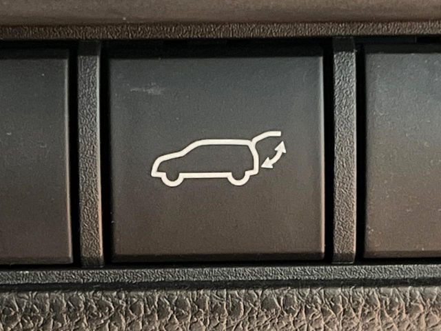 �y�p���[�o�b�N�h�A�z�X�}�[�g�L�[��^�]�Ȃ̃{�^�������������Ń��A�Q�[�g�������ŊJ���܂�!�ו��������Ă��鎞��A�����ʒu�ɂ���o�b�N�h�A��߂�ۂɕ֗��ȋ@�\�ł���