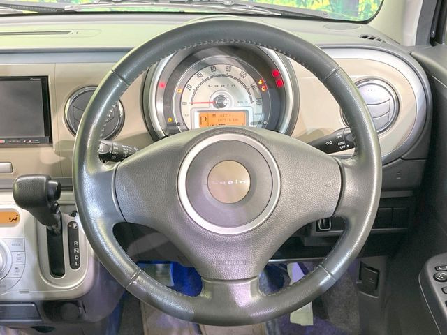 �y�����v�����X�e�A�����O�z�㎿�Ȋv���g�p���邱�ƂŁA��ɂ����������݂ƂĂ��^�]���₷���n���h���ł���