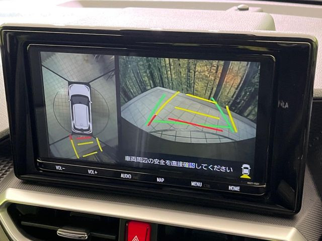 �y�p�m���~�b�N�r���[���j�^�[�z��p�̃J�����ɂ��A�ォ�猩���낵���悤�Ȏ��_��360�x�N���}�̎��͂��m�F���邱�Ƃ��ł��܂������p�������m�F���₷���A�����ꏊ�ł̐؂�Ԃ��⒓�Ԃ��X���[�Y�ɍs���܂��B