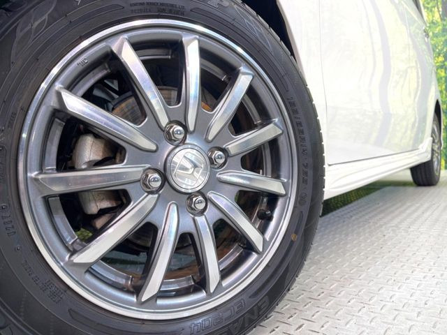 【純正14インチアルミホイール】外観にマッチした純正アルミホイールを装着しております。各種社外アルミホイールや、スタッドレスタイヤも取扱いしております。是非ご相談ください♪