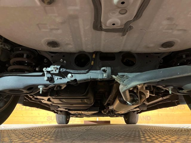 下回りがきれいなうちに、防錆加工の施工がオススメ。降雪地域はもちろん、沿岸部にお住いの方や、趣味でマリン・ウィンタースポーツをされる方にご好評いただいております。