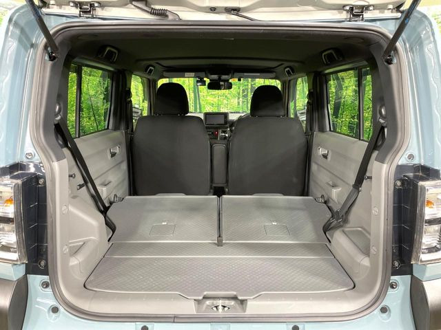 ���i�̂���������ʋ΁A���}���ɏ\���ȉ׎��X�y�[�X���m�ۂ��Ă���܂��B�Z�J���h�V�[�g��|���ƁA�傫�ȉו��̐ύڂ��\�ł���