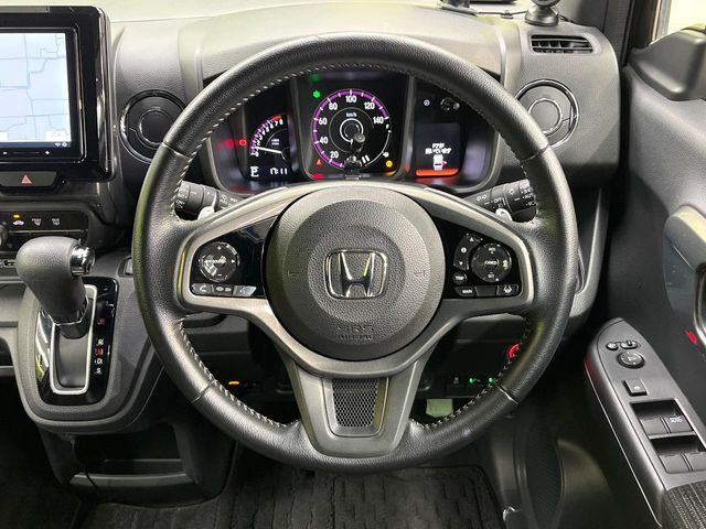 �y�����v�����X�e�A�����O�z�㎿�Ȋv���g�p���邱�ƂŁA��ɂ����������݂ƂĂ��^�]���₷���n���h���ł���