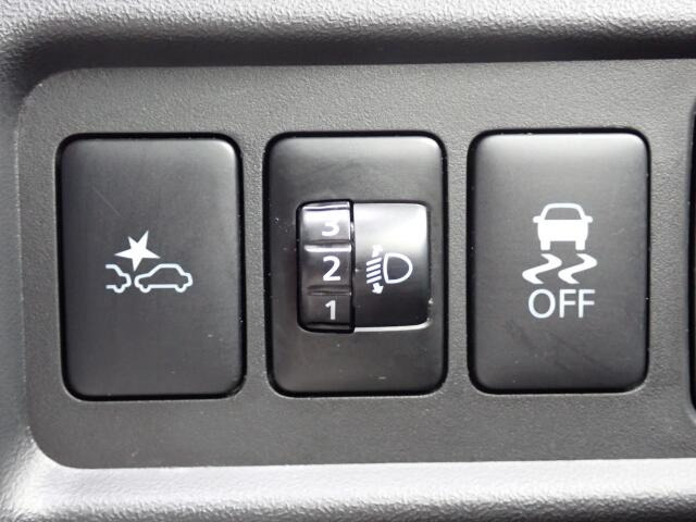 �����h�~�@�\�A�Փˉ���y���u���[�L�t���ŁA�����S�Ƀh���C�u�����y���݂��������܂���